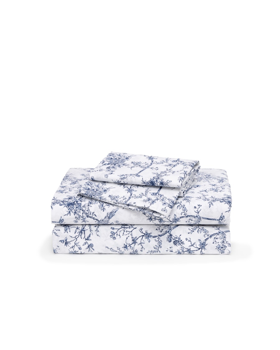 Timeless Toile / Queen