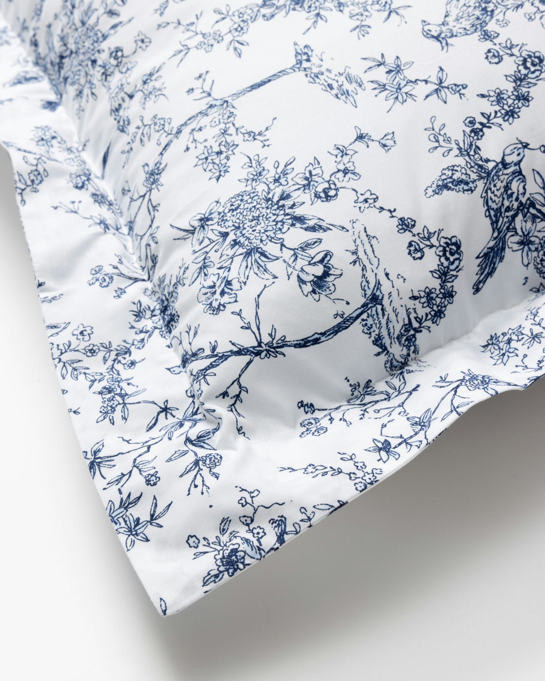 Luxe Premium Percale Euro Sham in Sweethearts